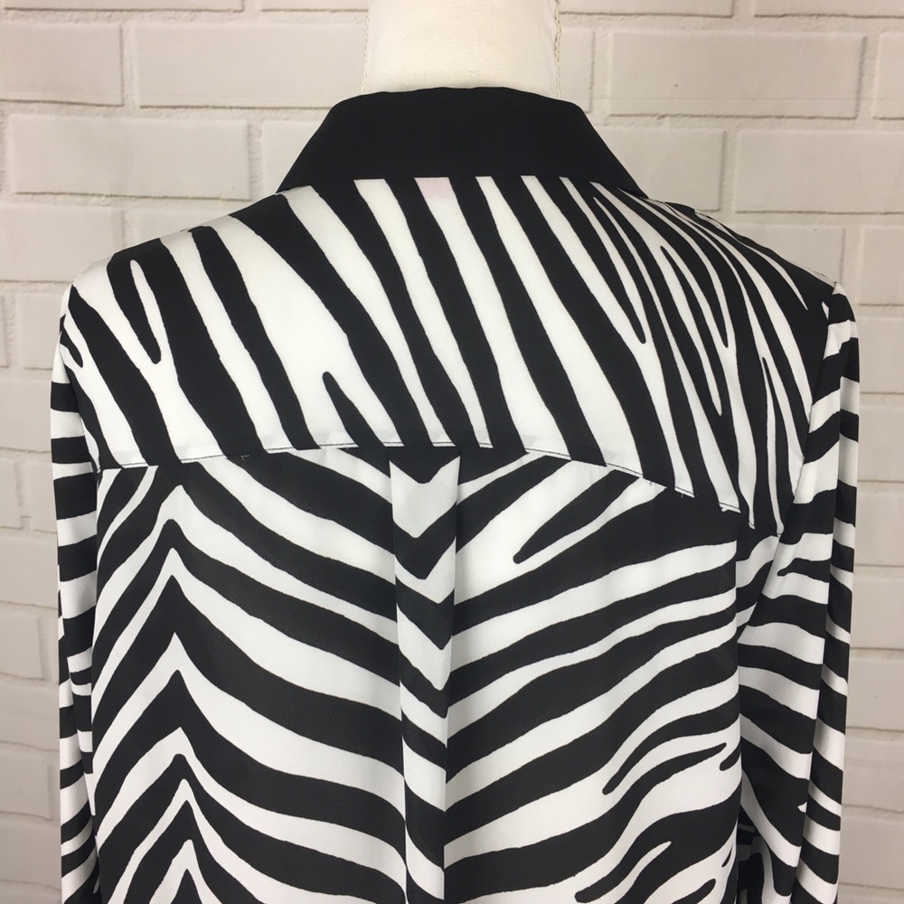 Vince Camuto Zebra Print Chiffon Oversized Top - image 6